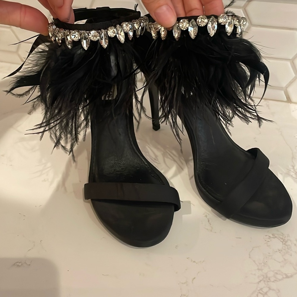 Steve Madden Black Feather Heels